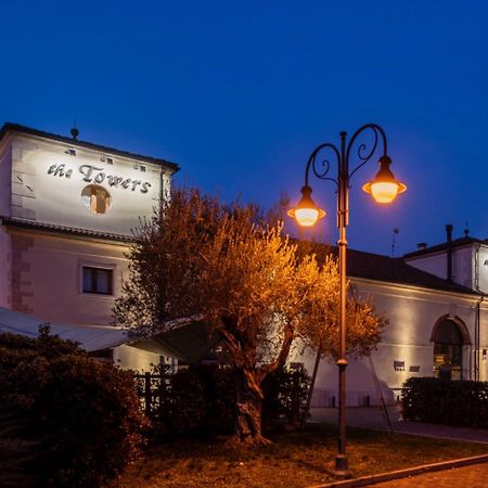 Alloggi The Towers Montebello Vicentino Exterior foto